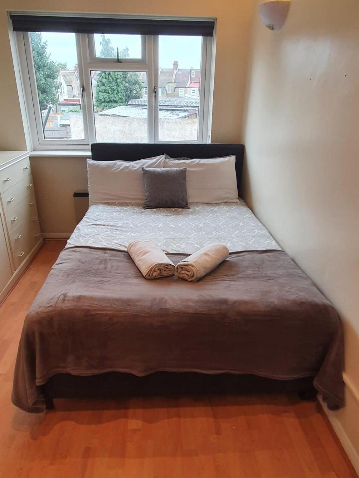 Sav Apartments Watford واتفورد الغرفة الصورة