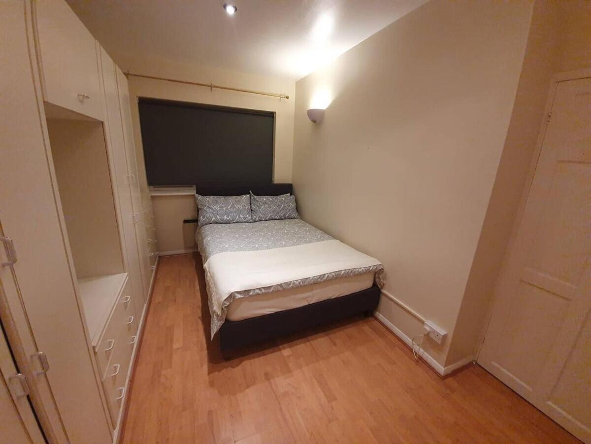 Sav Apartments Watford واتفورد الغرفة الصورة