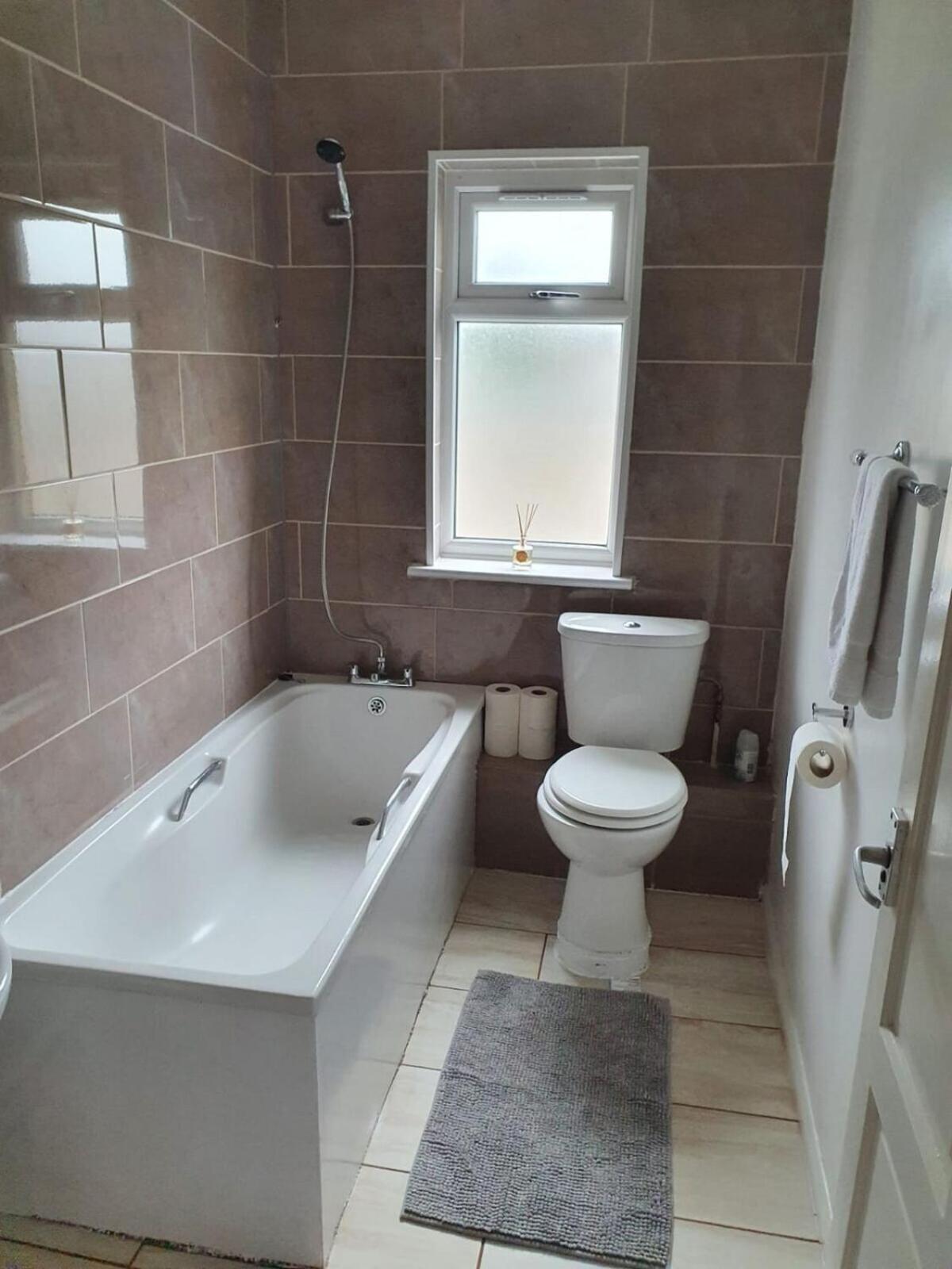 Sav Apartments Watford واتفورد الغرفة الصورة